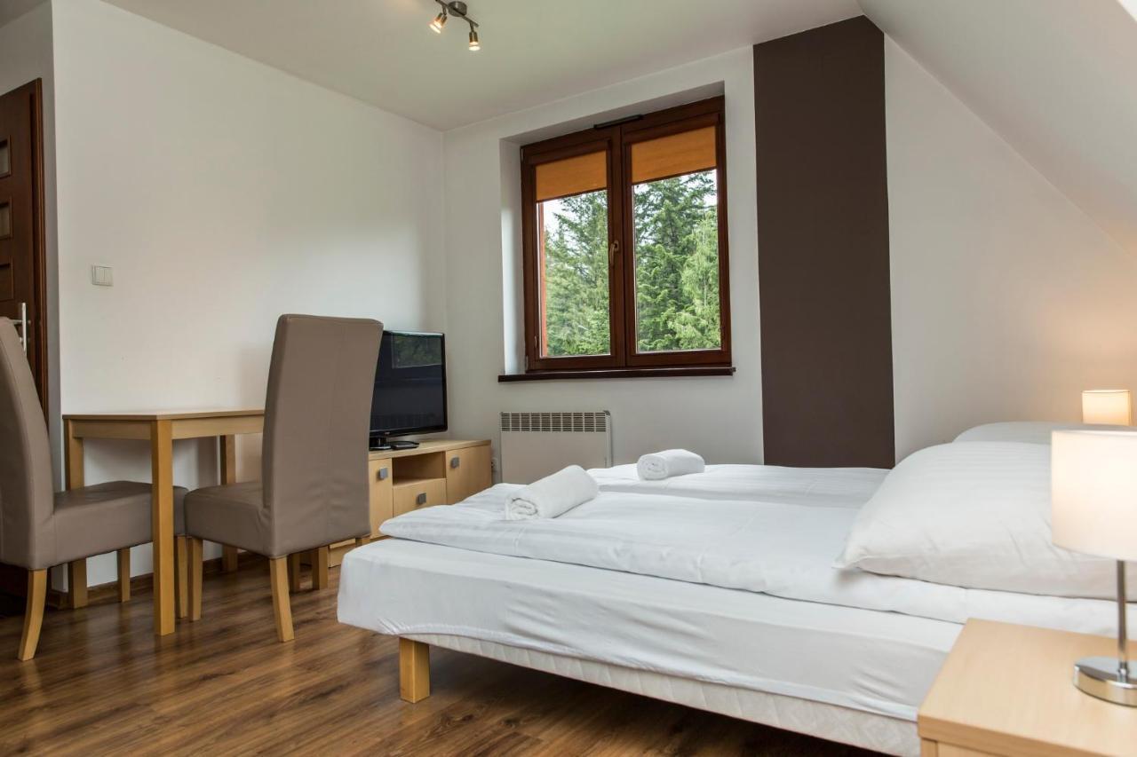 Udanypobyt Apartamenty Przy Dolinach E I F Koscielisko Luaran gambar