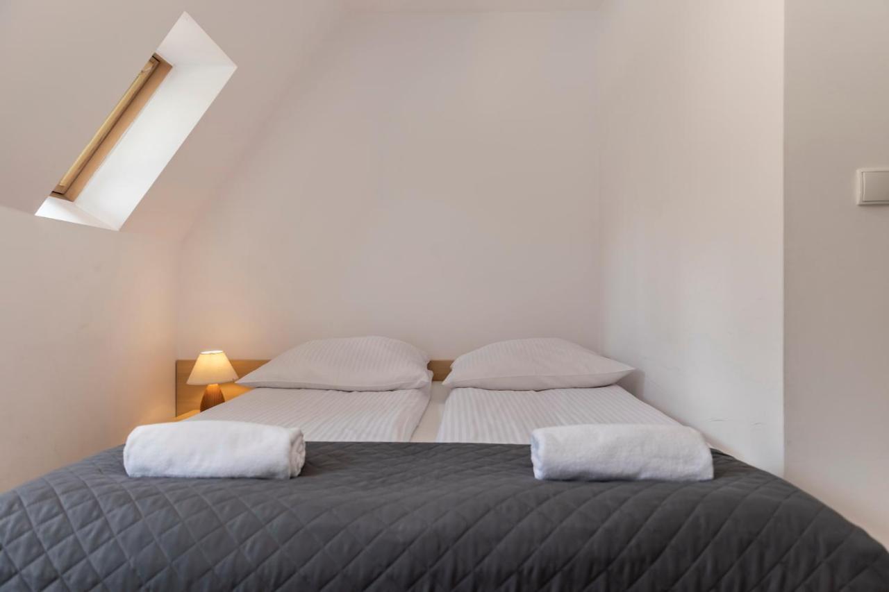 Udanypobyt Apartamenty Przy Dolinach E I F Koscielisko Luaran gambar