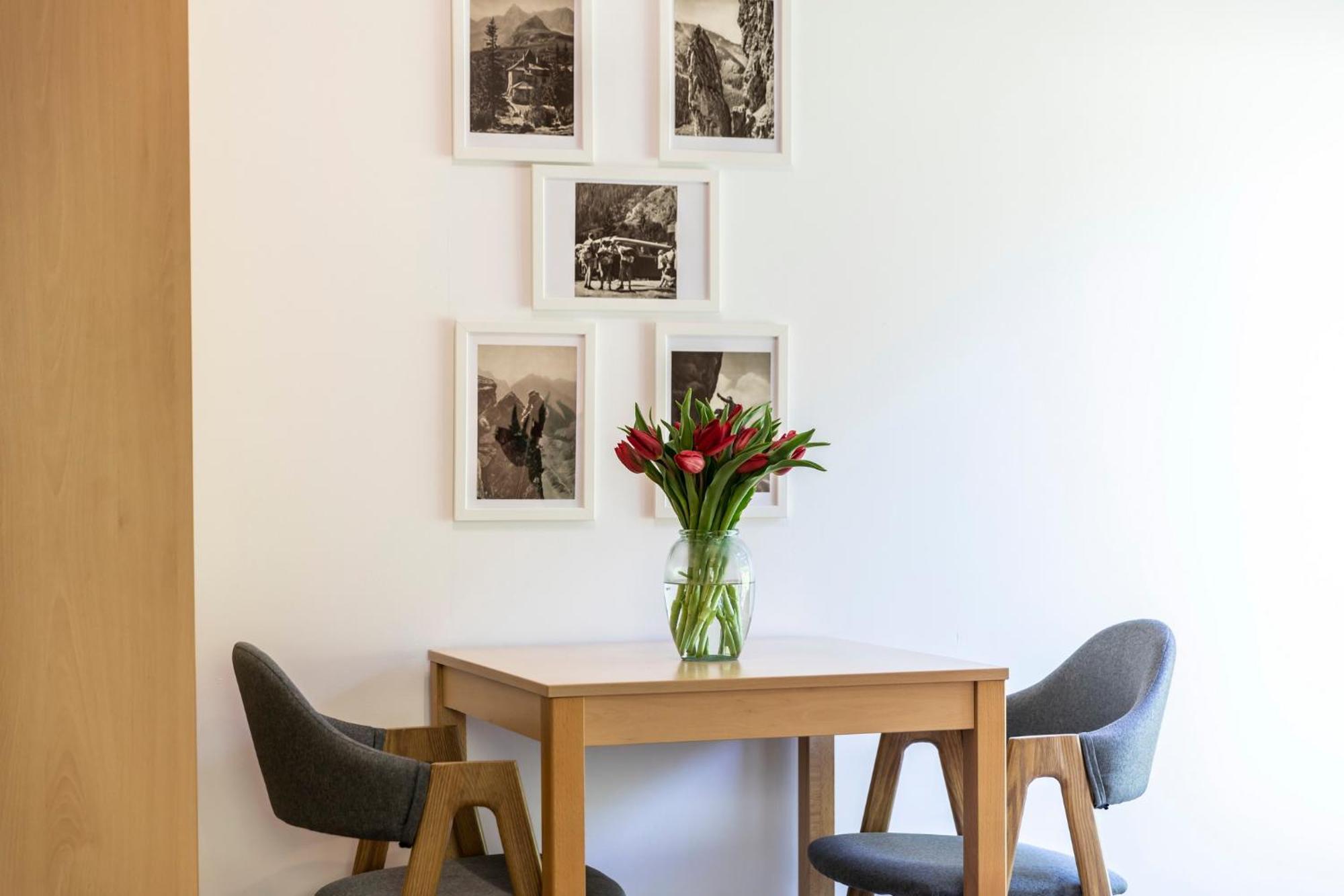 Udanypobyt Apartamenty Przy Dolinach E I F Koscielisko Luaran gambar