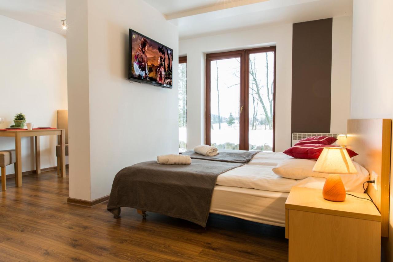 Udanypobyt Apartamenty Przy Dolinach E I F Koscielisko Luaran gambar