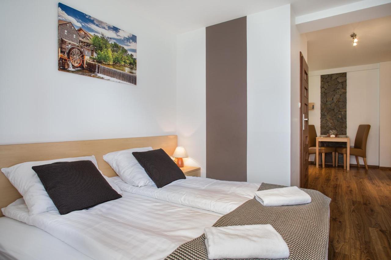 Udanypobyt Apartamenty Przy Dolinach E I F Koscielisko Luaran gambar